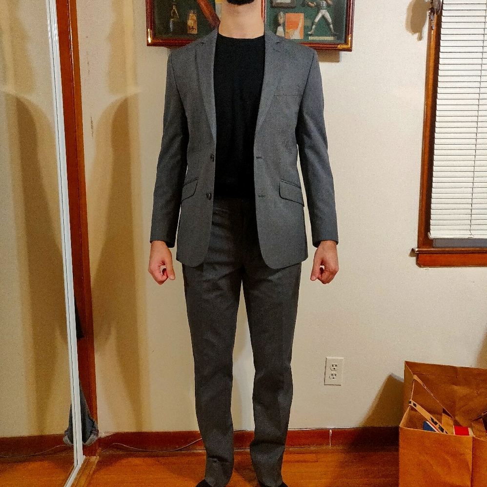 Kenneth Cole Reaction Slim Fit Grey 2-button Suit